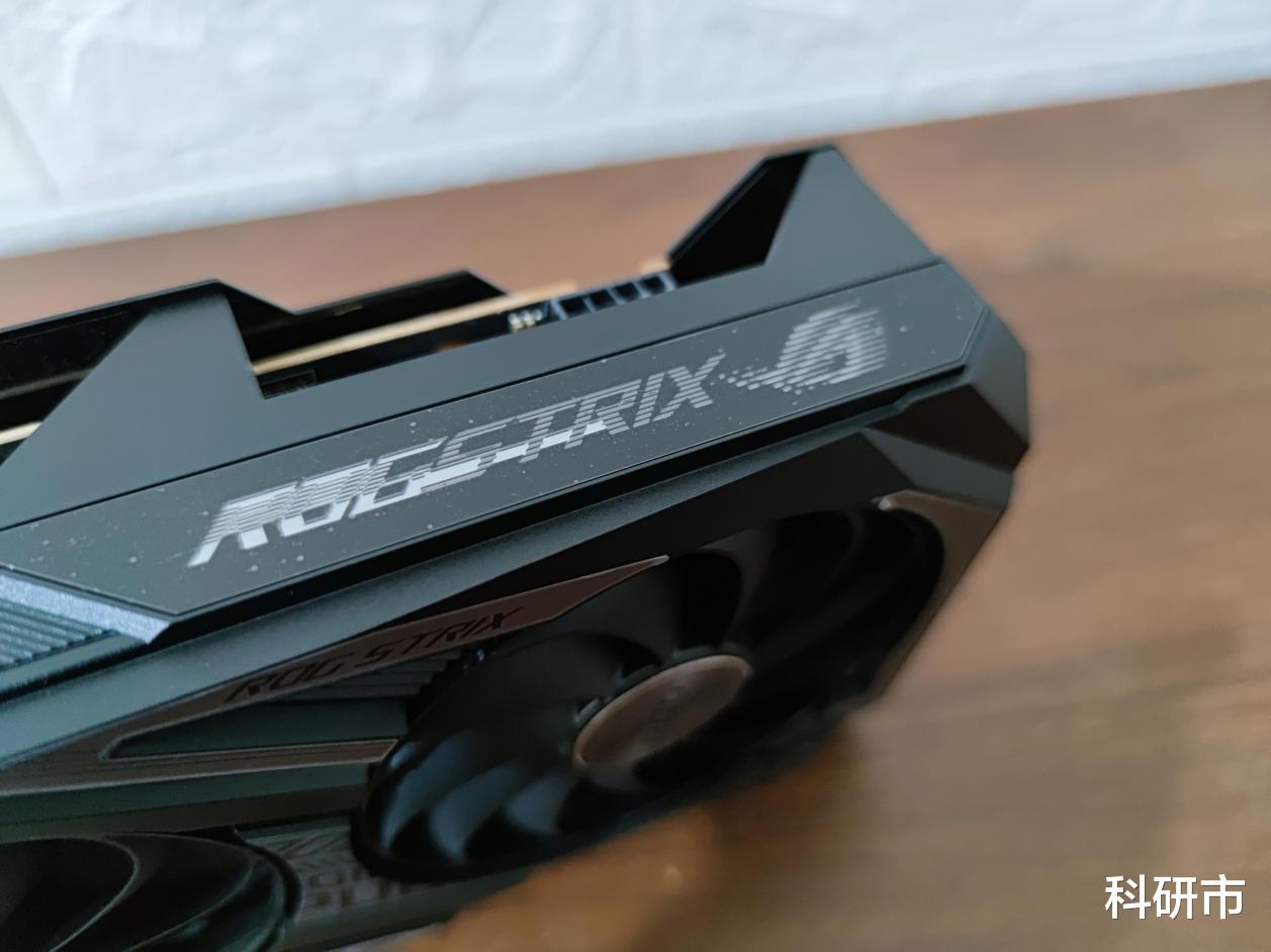 iPhone|开箱ROG猛禽RX 6600XT，刚买就降价，是矿卡吗？