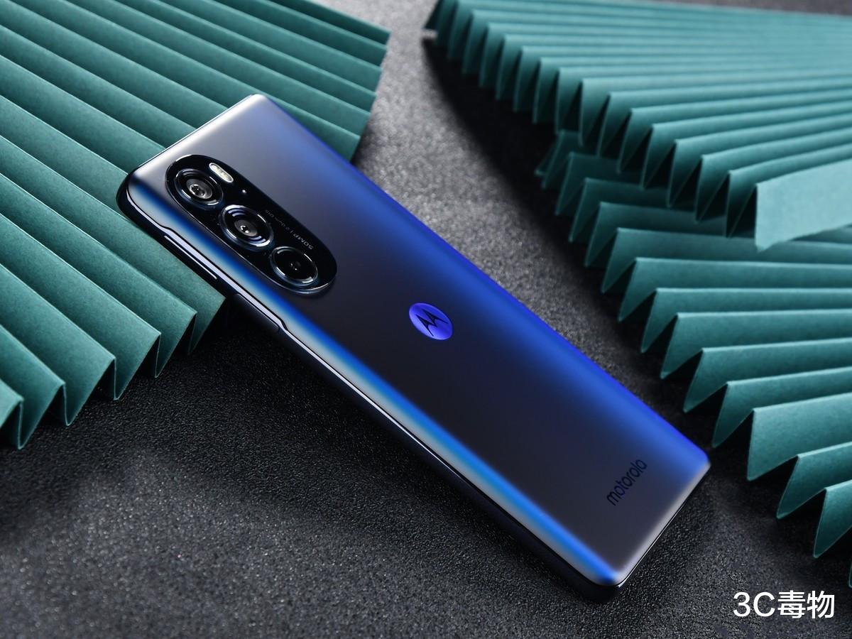 gtx|手机界“卷王”再度发力,3599元降至2799元,骁龙8手机再创新低