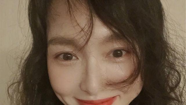 唐嫣|唐嫣罗晋婚姻亮红灯？爱撩女演员倒贴约P被拒？