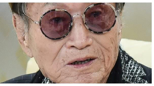 春晚|因春晚一夜成名, 50岁爱上17岁少女并怀孕生子, 如今选择安乐死