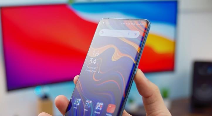 高峰|十年理想之作败于现实,2K屏+12G+256G,从5999元下滑到3799元