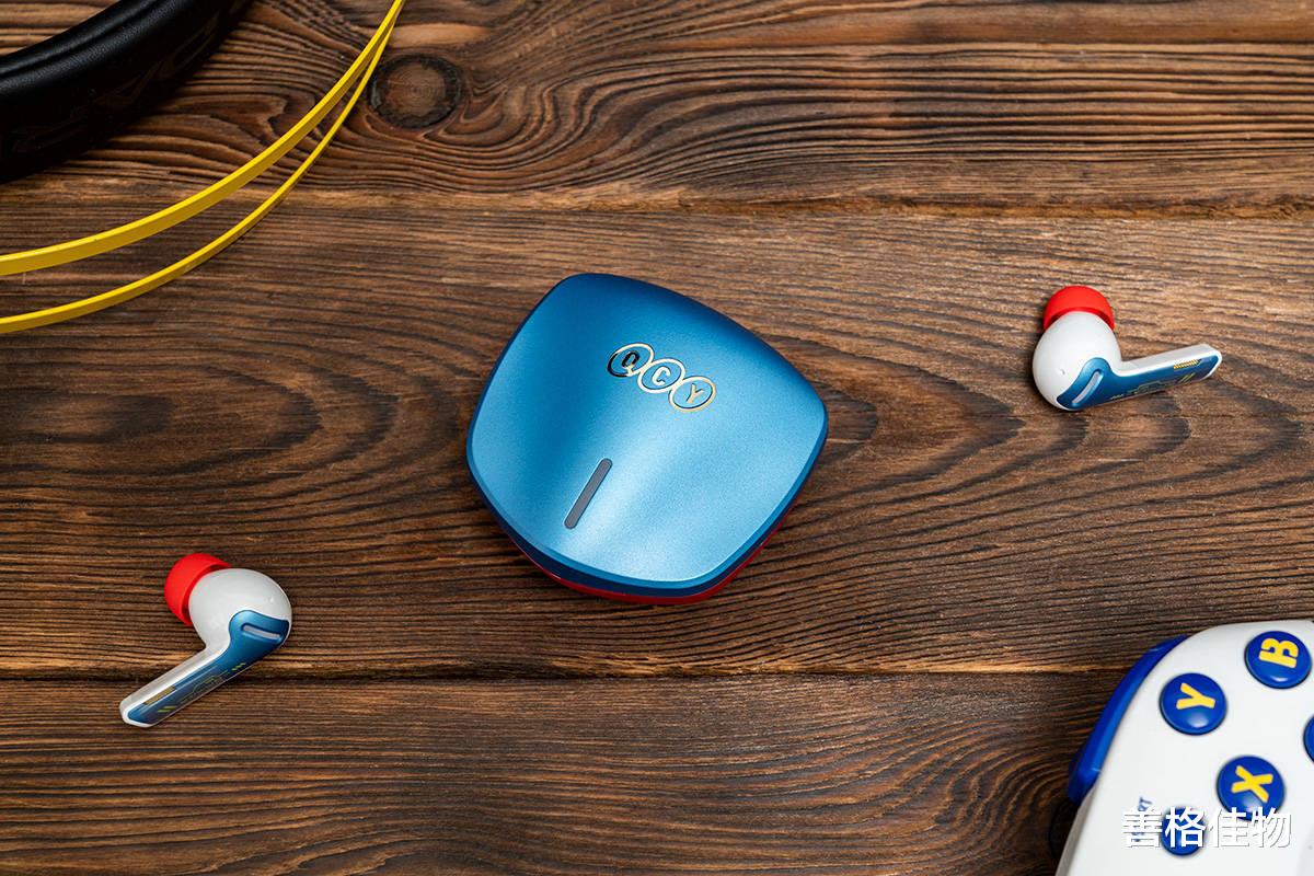 液晶显示器|延续百元优秀品质,全新配色定位电竞,QCY G1真无线机甲款体验