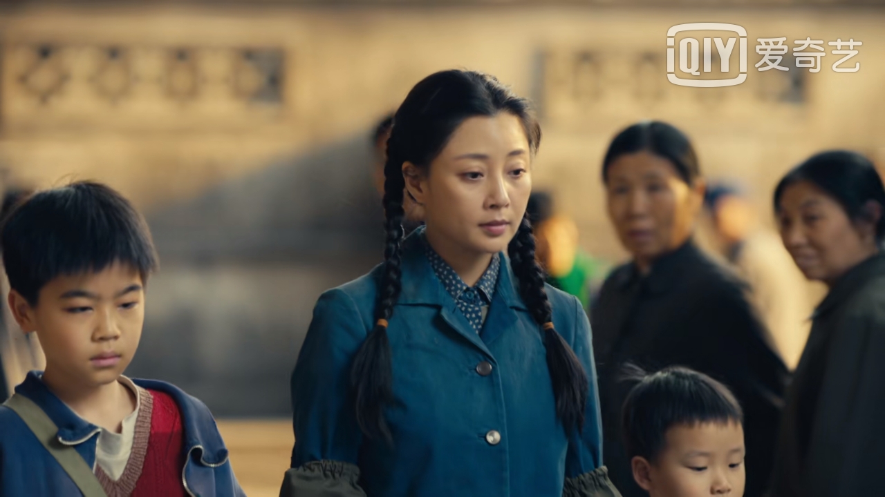 周秉昆|人世间：秉昆帮过六人，两个报恩三个没表示，周蓉理所应当的接受