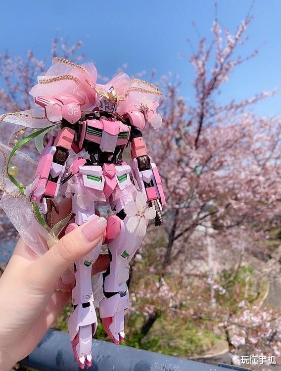 高达|「美少女战士高达」出击：不灵不灵的闪闪亮！