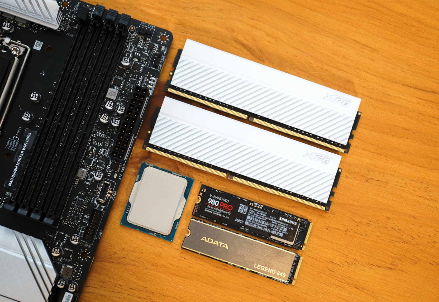 aigo|镂空设计加持,性能释放更澎湃!aigo YOGO M2高性能版机箱评测