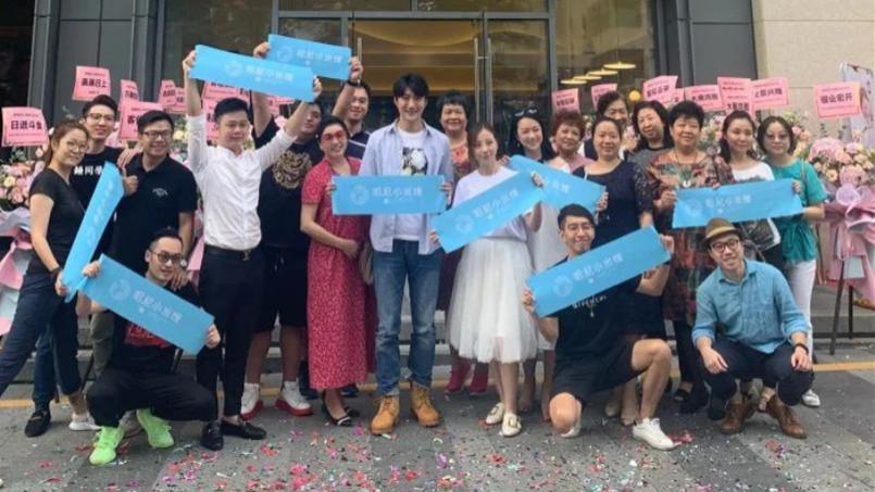 周丹薇|TVB男星内地连开6家店，收入丰厚在佛山买房，已将所有家当搬来