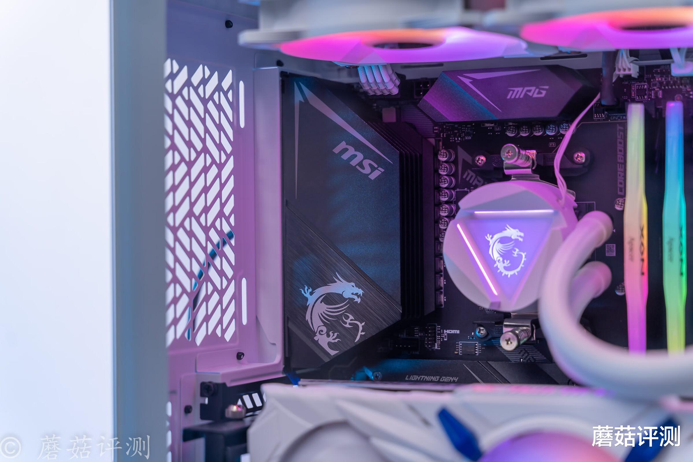 索尼|灰白撞色更精致，Mesh加入更透气、酷冷至尊MB520 Mesh机箱 评测