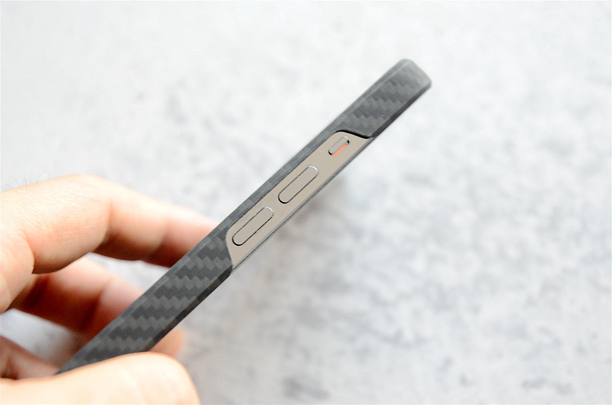 azure|盘点iPhone配件知多少?6000字分享7个产品使用体验