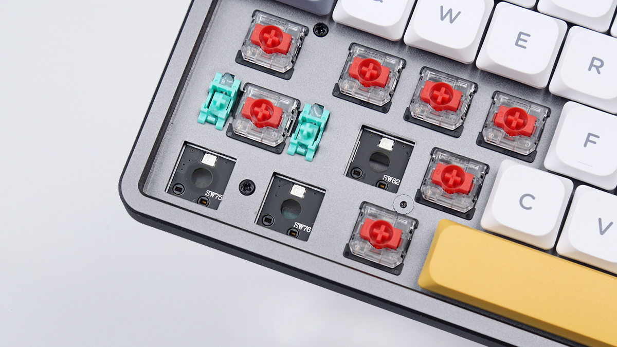 机械键盘|NuPhy Air75三模矮轴机械键盘评测：多模、高颜、轻便
