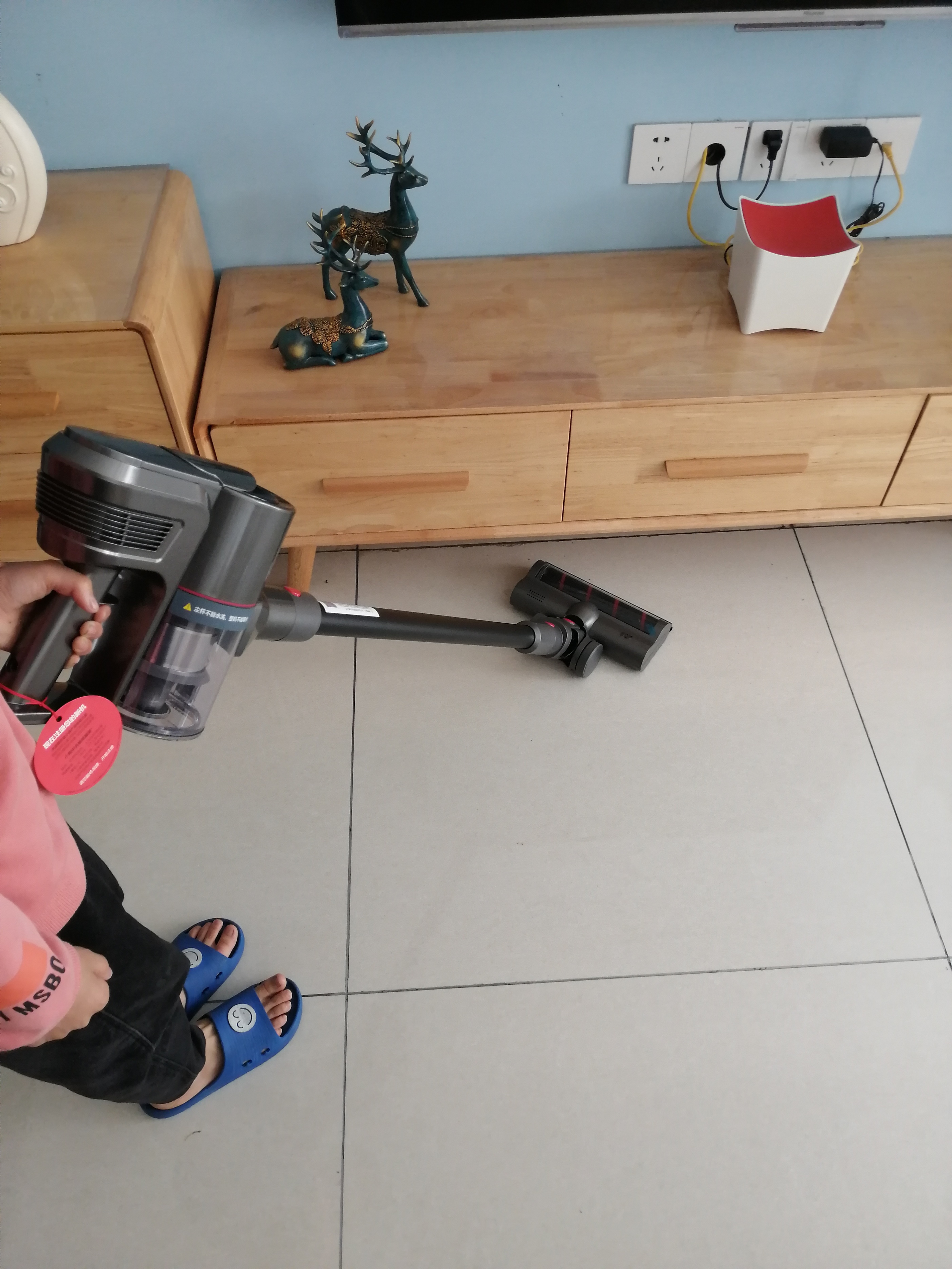 吸尘器|无线吸尘器好评度为什么越来越高?体验一年后,来说说真实感受