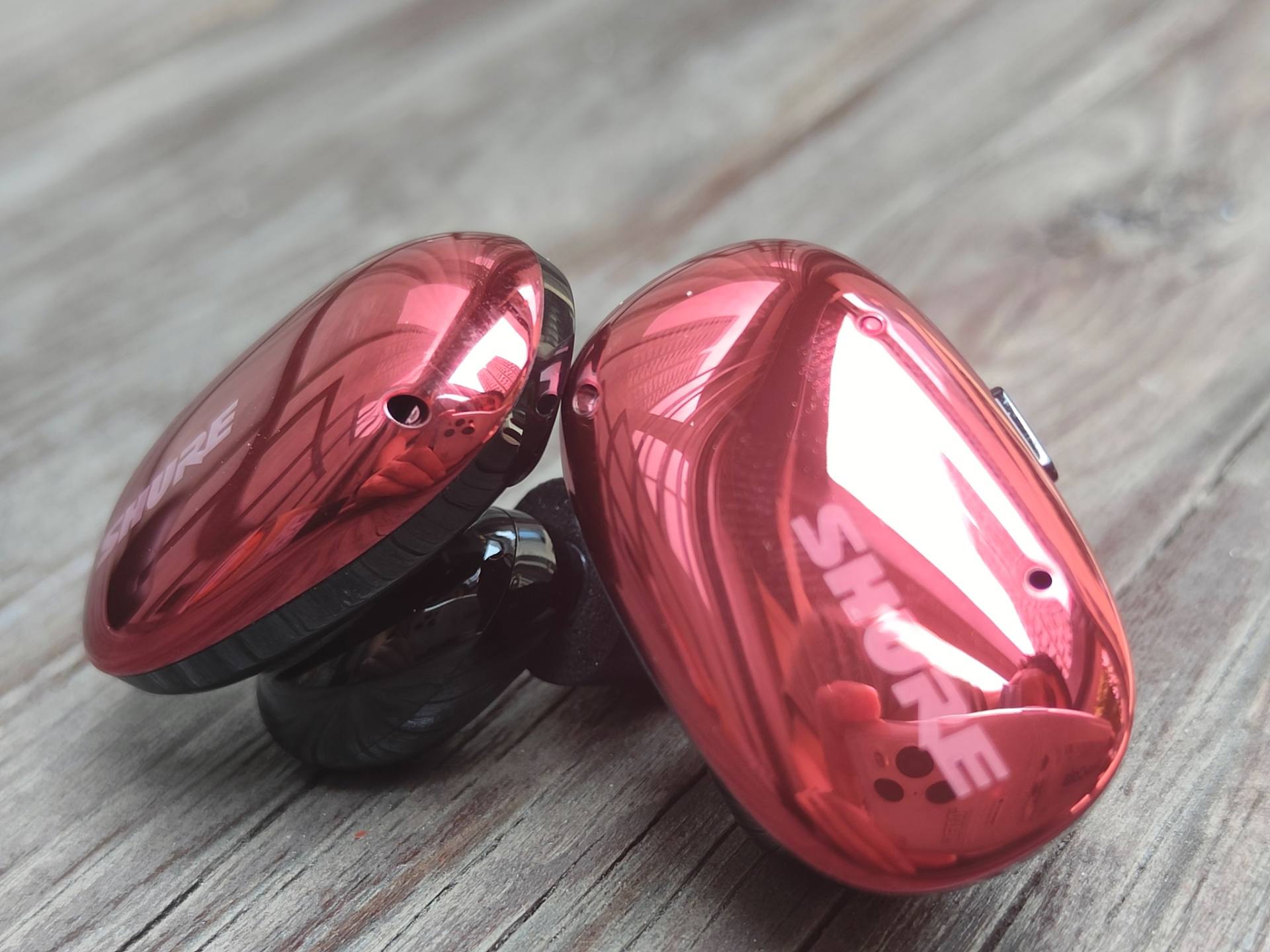 无线耳机|真无线也能如此动听！Shure舒尔AONIC FREE真无线耳机