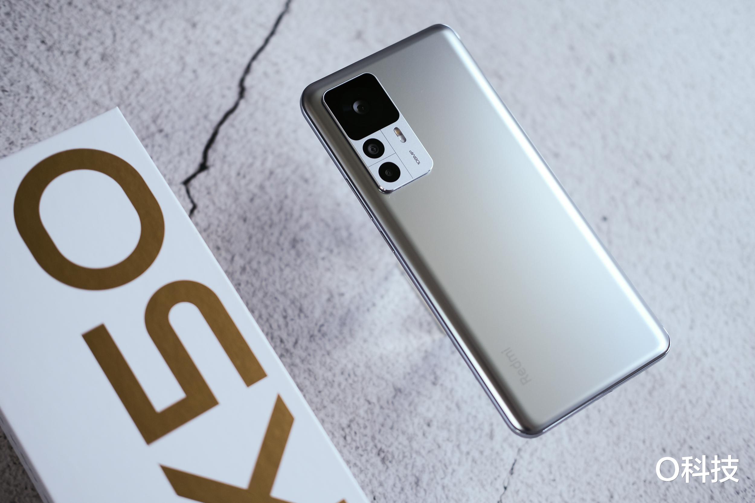 小米科技|K50至尊版真机实拍抢先看！质感提升明显，小米12的亲兄弟？