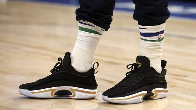 耐克|NBA球员上脚：杜兰特复出穿KD14，詹姆斯4代将复刻