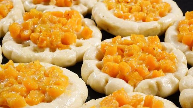 红薯|吃了30年的饼，才知道这样做最好吃，香甜柔软，出锅后孩子抢着吃