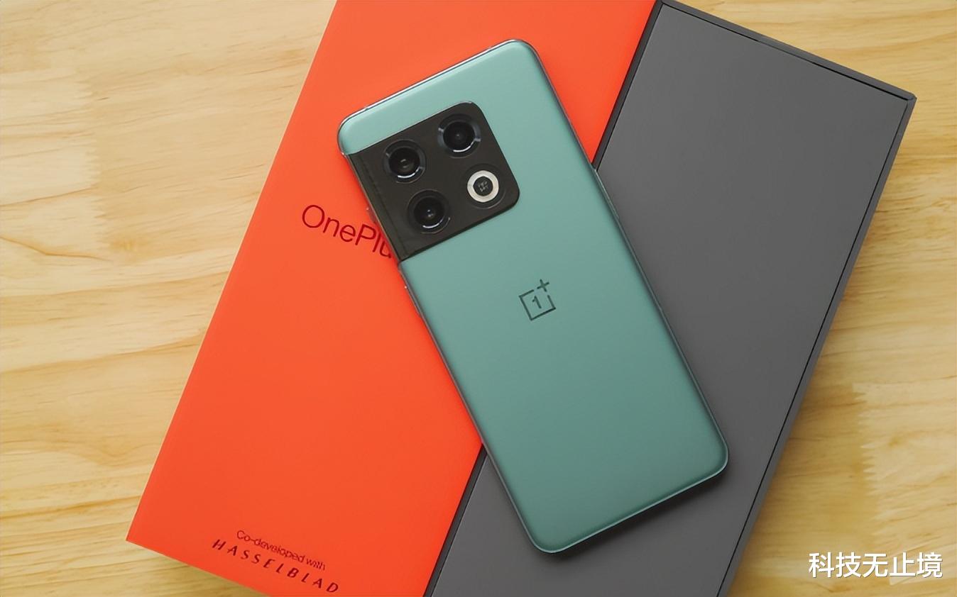 搜搜|买手机不提倡抠抠搜搜，最好一步到位，目前这4部手机最值得买