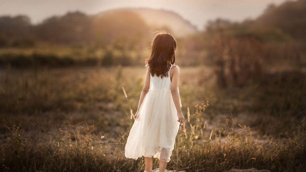 摄影师又爱又恨的逆光怎么拍？不妨试试这4个摄影技巧！