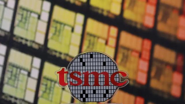 阿斯麦尔|突破10nm，光刻机转折点已经到来！外媒：ASML该“还账”了