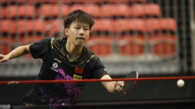 许昕|大满贯赛首个黑马诞生！零封27岁国乒主力，许昕3-0获胜仍谦虚