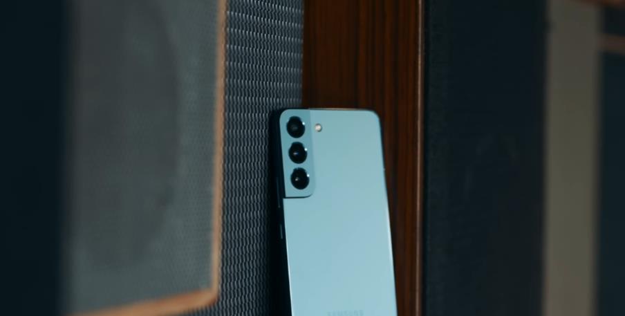 索尼|三星再次“血拼”国产手机,IP68+骁龙8,发布2个月变相降价500元