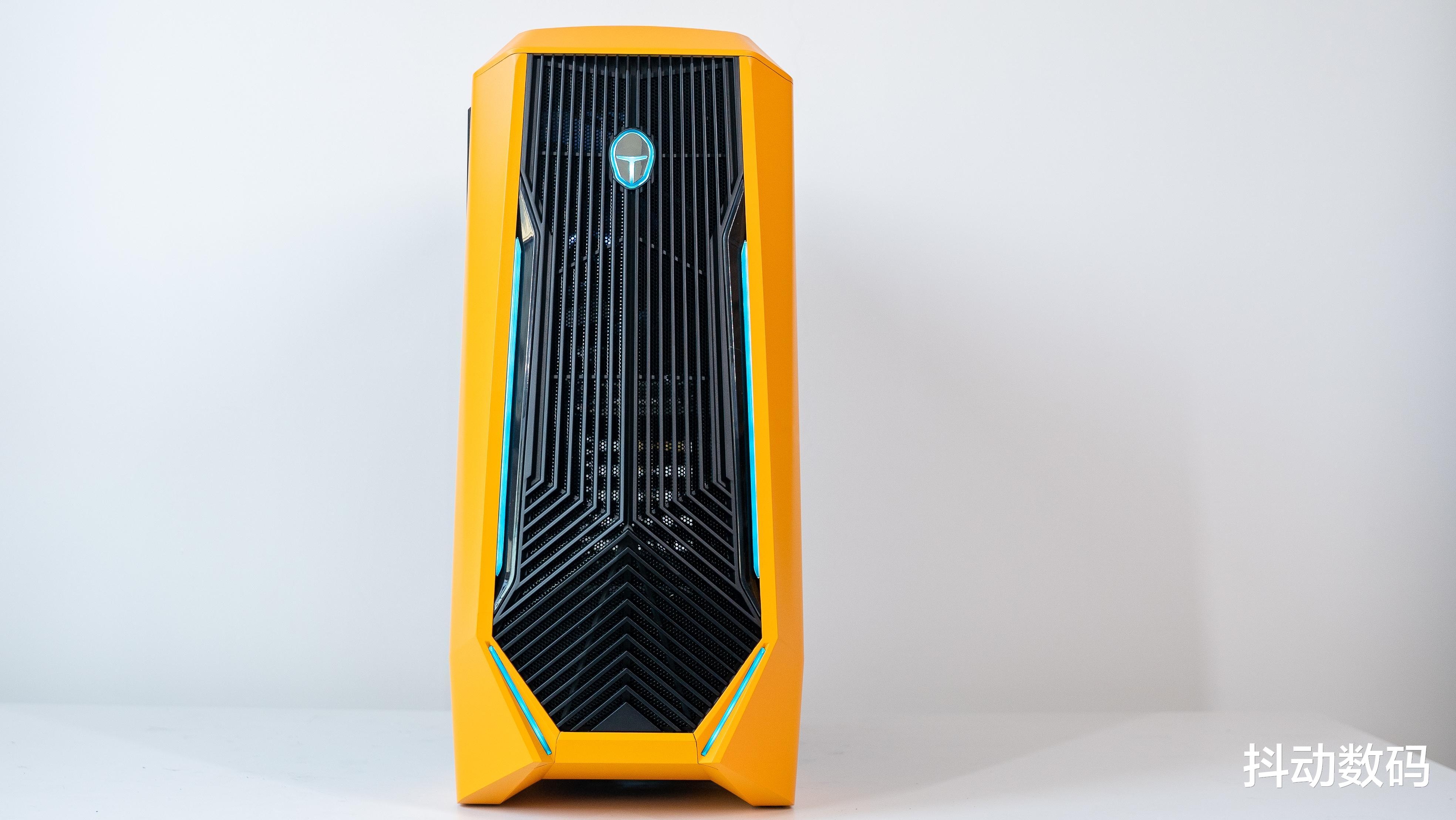 雷神|聊一款因为颜值打动我的品牌台式机：雷神 黑武士 2虎将