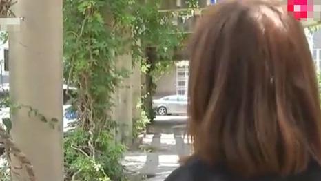 |买2小袋零食，结账一看1700，女子：按克算的，只有黄金才这样卖