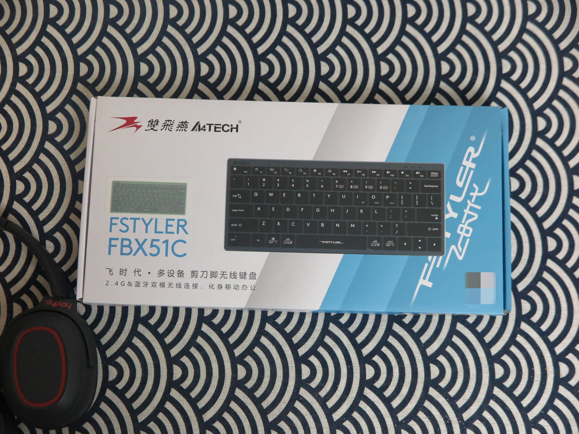 Google|双飞燕飞时代剪牙脚蓝牙键盘FBX51C 多模带来多重酷爽体验