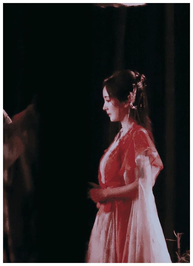 唐雪见|又见唐雪见!《狐妖小红娘》的美貌生产力