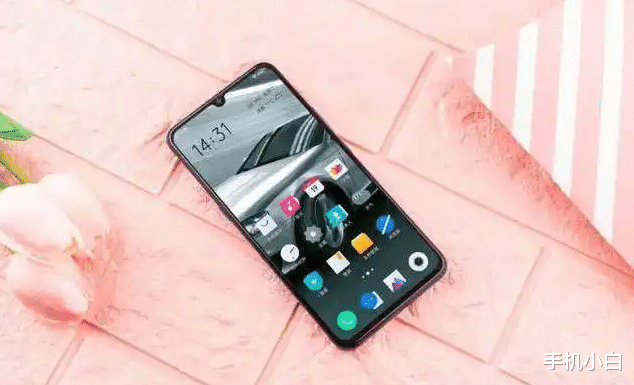 高通骁龙|618换手机若预算不足,这3款百元“神机”,备用机或送长辈都合适