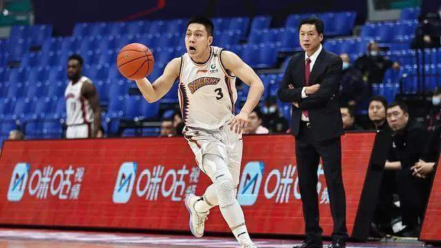 李春江|身高1米83，空篮都没上进！李春江为何还用他？原因有这几点