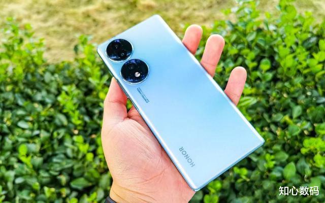 荣耀70|红米K50和荣耀70怎么选?对比后,区别一目了然