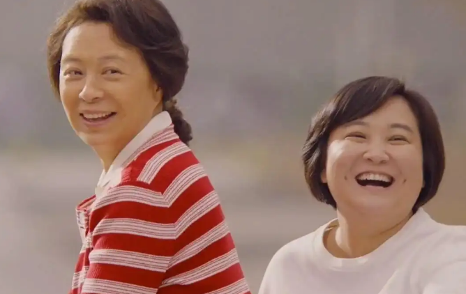 电影《你好李焕英》，贾玲觉得妈妈很开朗，对她要求只是健康快乐(图3)