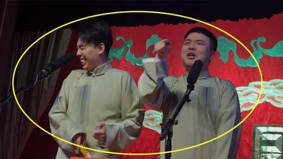 朱鹤松|德云社朱鹤松演出“翻车”，却没引起观众反感，粉丝：这就是能力