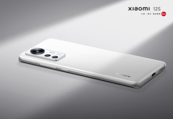 硬盘|小米12S升级点无悬念,小米12价格跌至新低,还能买吗?