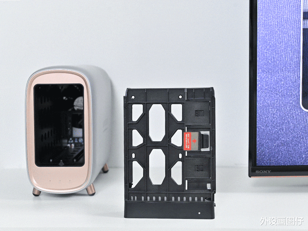 私有云|外观别致,硬件配置越级,零基础也能快速上手,绿联私有云DH2600详测分享