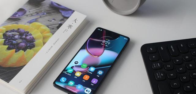 摩托罗拉|4纳米骁龙8Gen1+前置6000W像素拍摄摩托罗拉Edge新旗舰成真香机