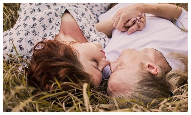 丈母娘退休金5千，拒绝去独女家养老，直言：每月补贴女婿8千吃不消