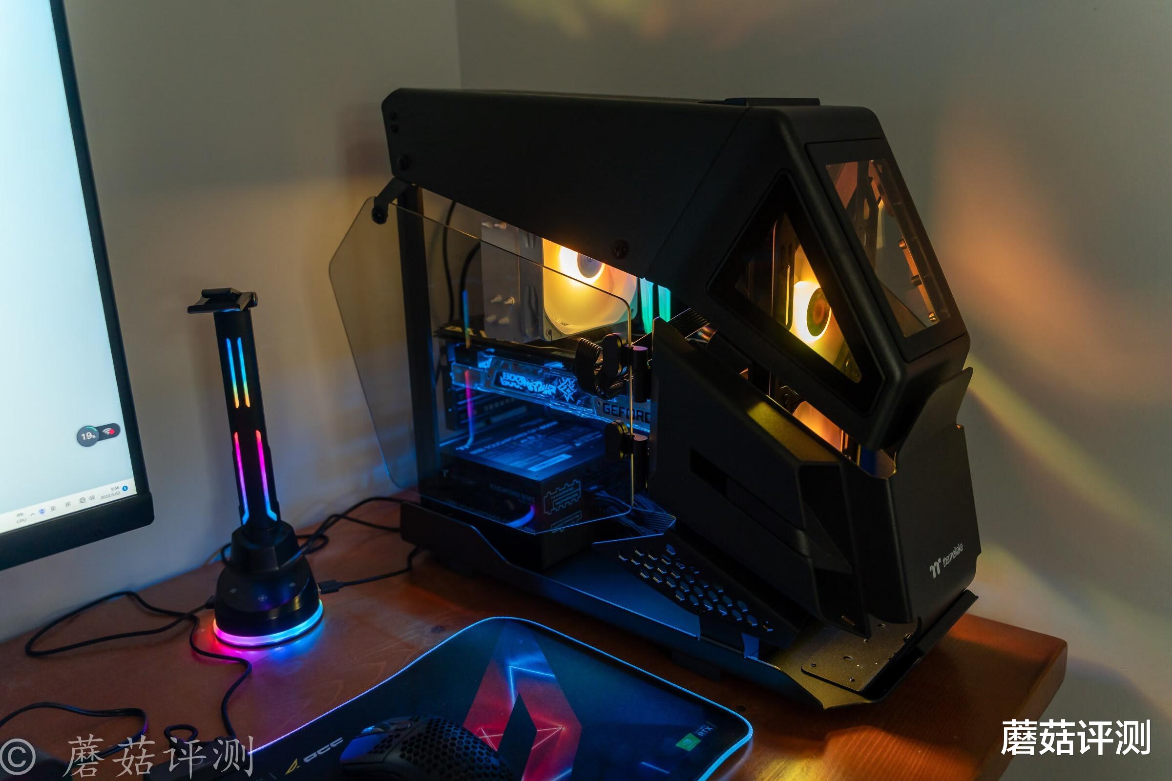机箱|造型酷炫，吃鸡能跑300帧、主流游戏配置主机如何搭建？