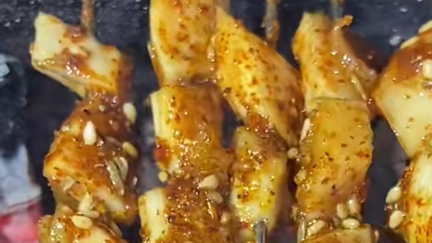 烧烤|烧烤店烤心管，其实难度不大，掌握好细节就这么简单