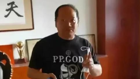 唐鉴军|唐鉴军自曝上亿家底，用“炫富”的方式，为师父赵本山鸣不平！