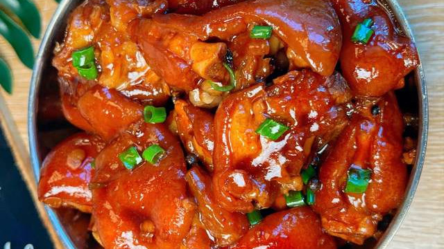 猪蹄|这才是红焖猪蹄的正确做法，软糯无骨肥而不腻，吃过1次就忘不掉