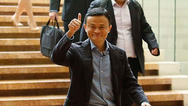 阿里的前台小妹, 马云曾经给她0.2%股份, 20年过去, 现状怎样了?