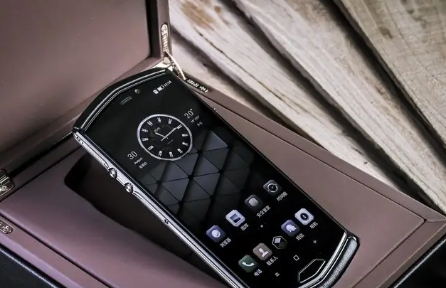 Mini LED|最终还是妥协了，6+256GB商务机型，宣布退场大降价一万元