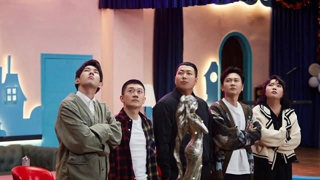 张天爱|开播！情景喜剧: 外行李雪琴提前晋级，小沈阳妻子被赞高风亮节