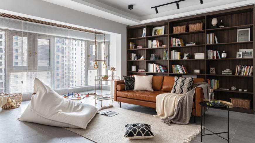 专门为孩子打造的乐园，不出门在家就能攀岩，还有超大的阳光乐园