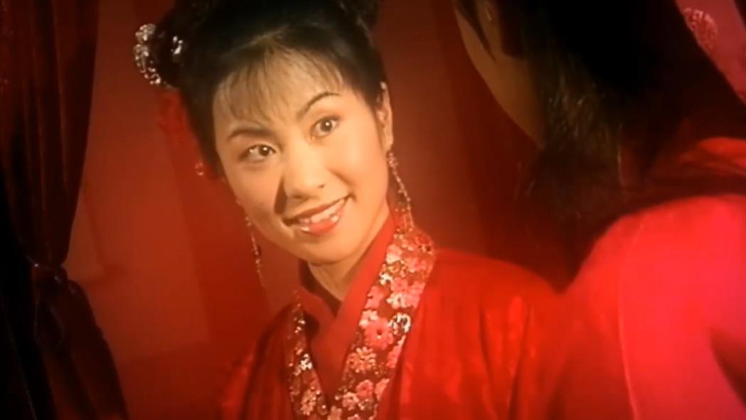 TVB|20年前这部TVB经典剧，叶璇男装扮相帅气，杨怡却惊艳了我很多年