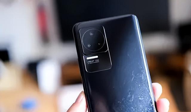 |2022年换手机参考这3款,耗电少性能强还不贵,用5年不卡顿