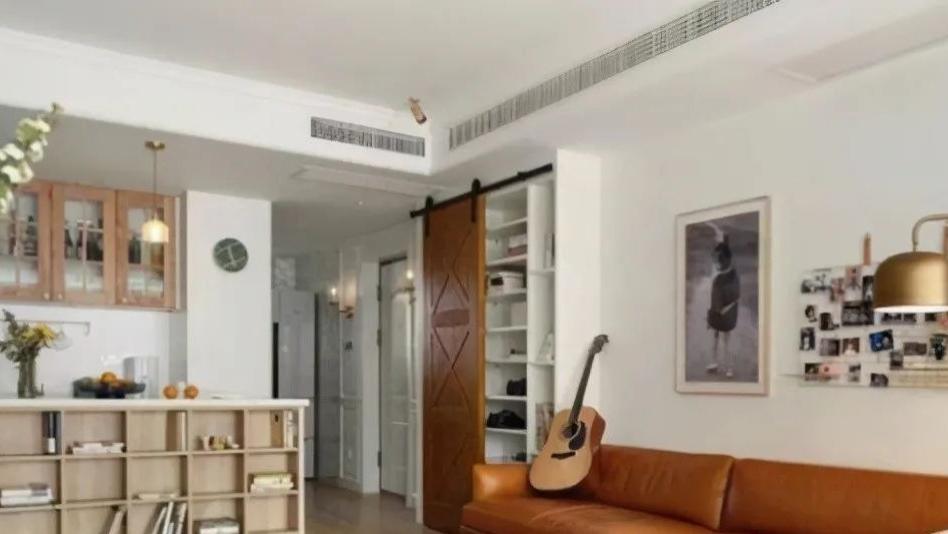 138平米三代同堂，阳台一分为二打造餐厅和飘窗，漂亮又实用