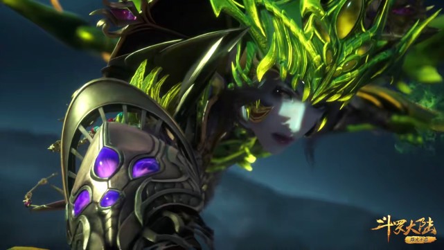 比比东|斗罗：比比东巨型镰刀魂骨压制唐三昊天锤，唐三悄悄使用无敌金身