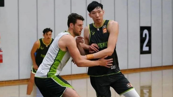 雷吉·杰克逊|周琦发视频回应争议！这是不想回CBA了，球迷：有机会联手詹姆斯