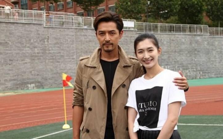 武装|“大长腿女神”的瓜！她不该被漫画戏耍